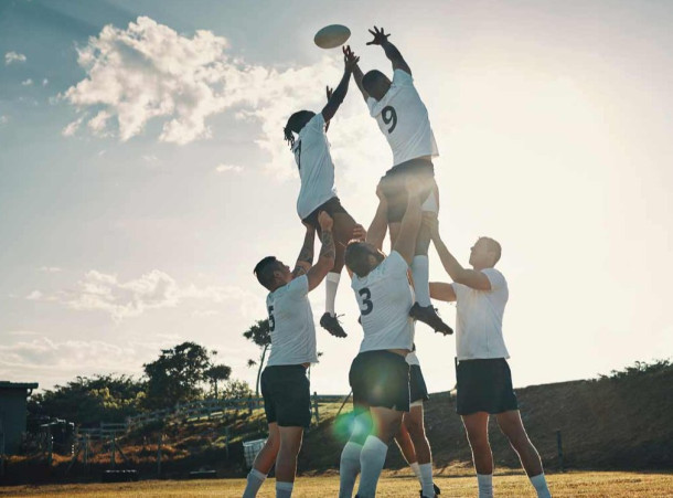 Guy Hoquet s’engage avec Provale pour la reconversion professionnelle des joueurs et joueuses de rugby