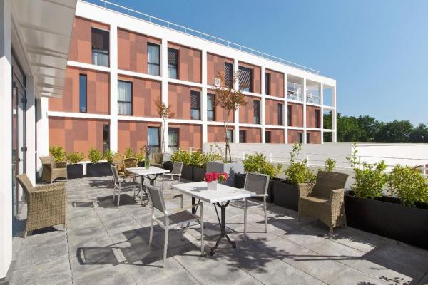 Jean Monnet - Colisée