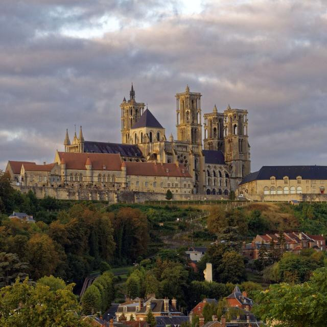 laon cathedrale notre damecrtc hauts de france hemis r mattes 640x640